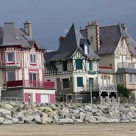 Vakantiehuis Les Troenes Centre Station *